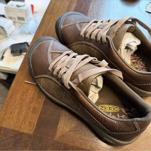 Brown Leather Women’s Keen Shoes